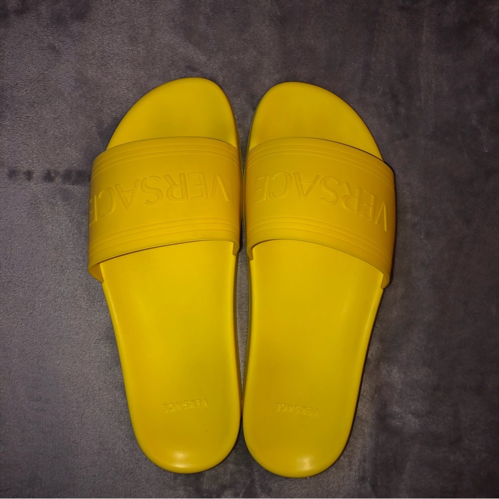 VERSACE YELLOW FLIP FLOPS/ SLIPPERS/ SLIDES